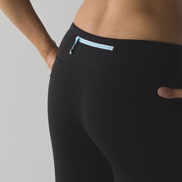 Lululemon Run The World 7/8 Tight - Picture 2 of 14